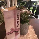 Restaurant Gaestehaus Wiesenheim بيت ضيافة أوديرنز