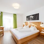 Restaurant Gaestehaus Wiesenheim Uderns