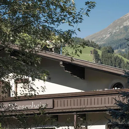 Gaestehaus Restaurant Wiesenheim B&B 유던스