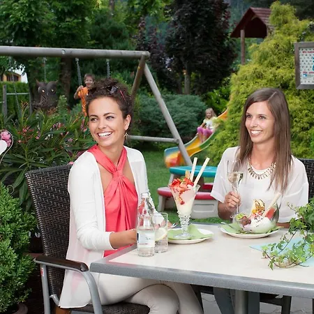 Guest house Restaurant Gaestehaus Wiesenheim